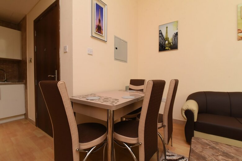 Apartamento Oyo 237 Home Capitol Tower Internet City