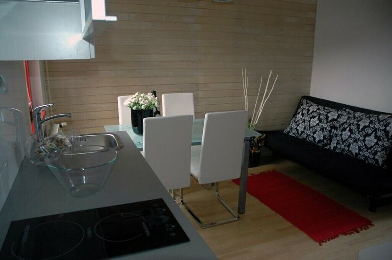 Ai Apartments