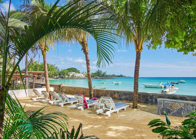 Le Beachclub Serviced Apartments And Villas