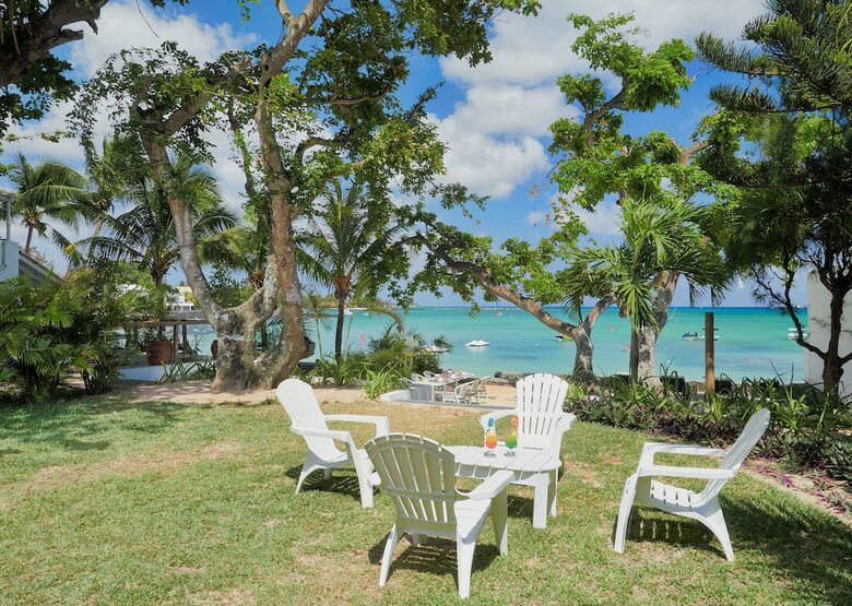 Le Beachclub Serviced Apartments And Villas