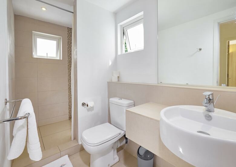 Le Beachclub Serviced Apartments And Villas