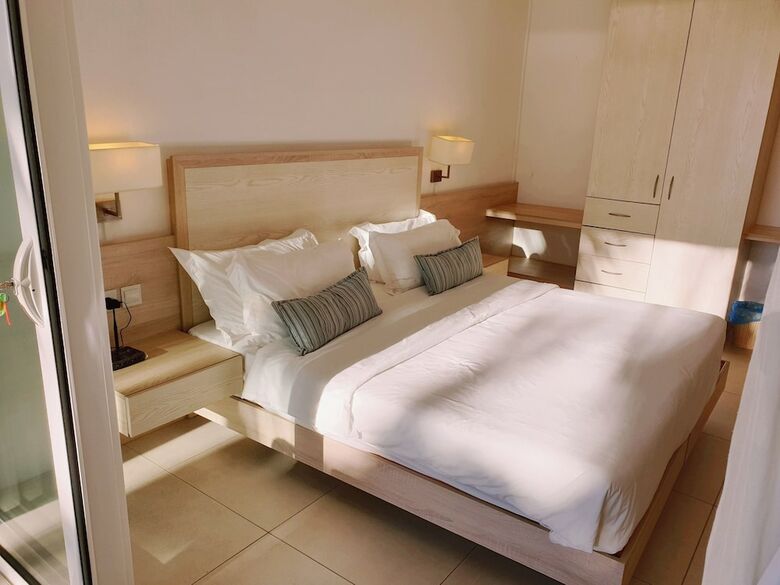Le Beachclub Serviced Apartments And Villas