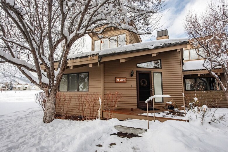 Lakeview Home 2001