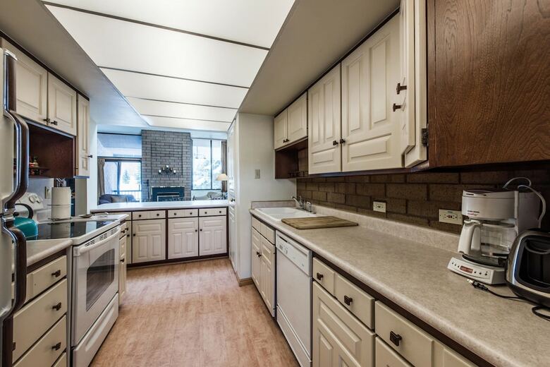 Park Avenue Condos By Identity Properties
