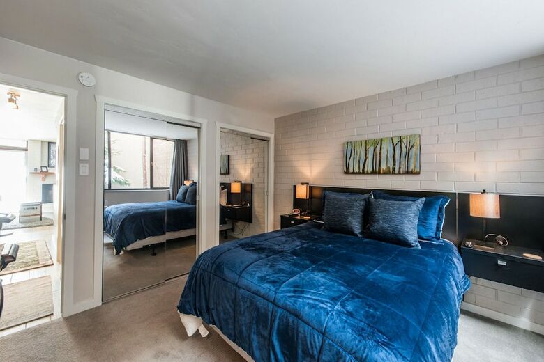 Park Avenue Condos By Identity Properties