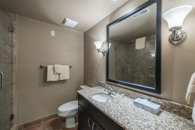 Jupiter Inn By Identity Properties