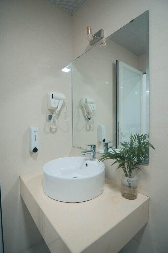 Hoang Long Hotel
