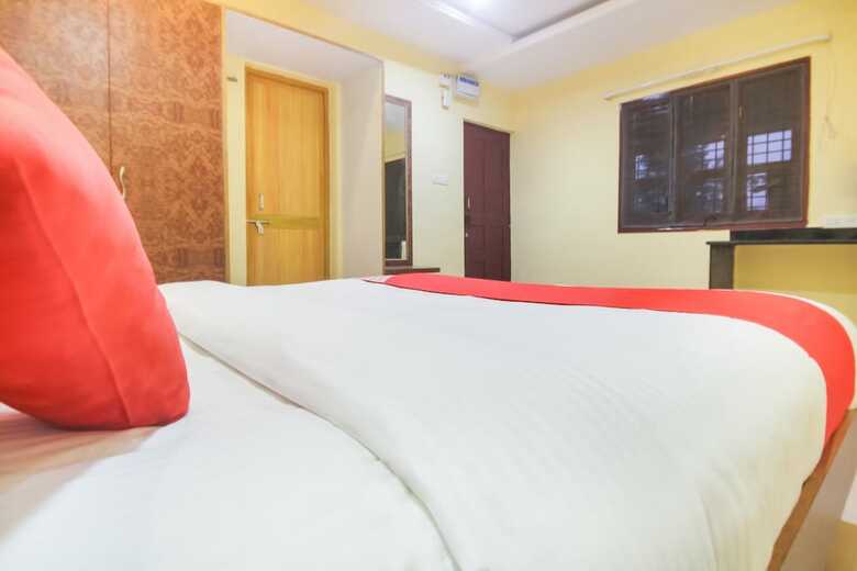 Hotel Oyo 48704 Rashi Farms