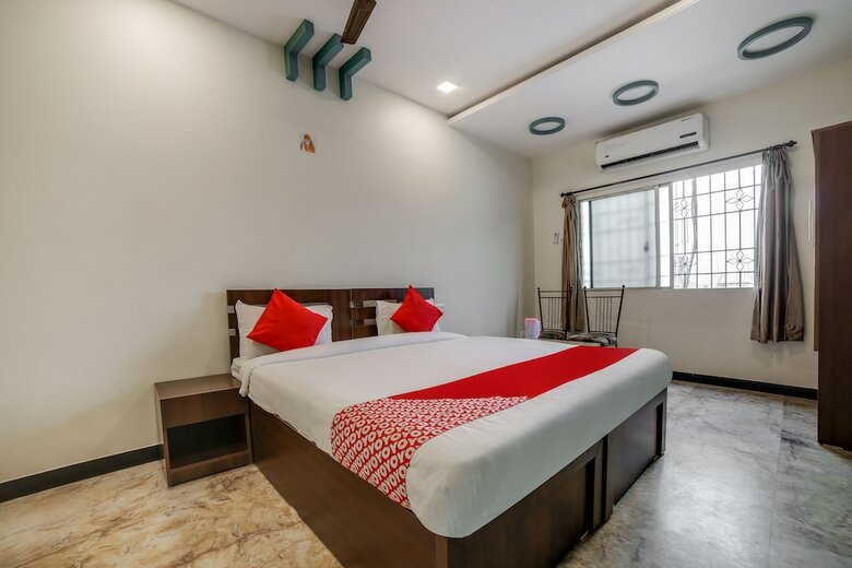 Hotel Oyo 23706 Super Deluxe Guest House