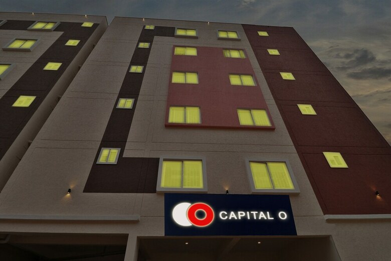 Hotel Capital O 46904 Surya Lotus