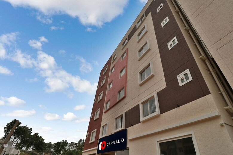 Hotel Capital O 46904 Surya Lotus
