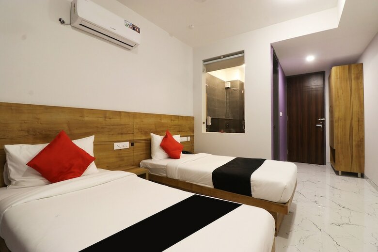 Hotel Capital O 47534 Gazelle Inn