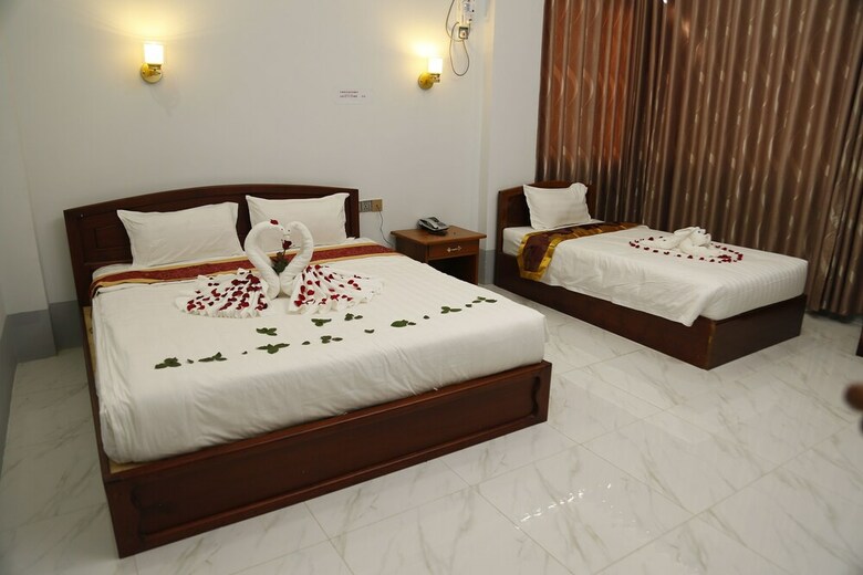 Mandalar May One Hotel
