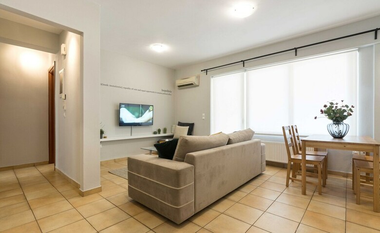 Apartamentos Isopolite�a Apt Pnyx Hill Building