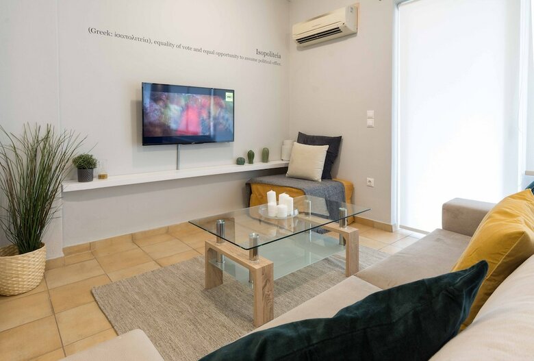 Apartamentos Isopolite�a Apt Pnyx Hill Building