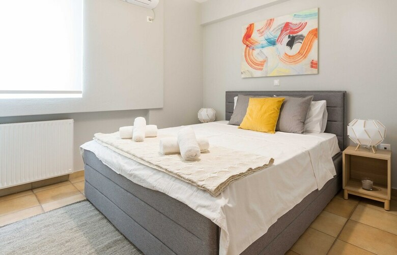 Apartamentos Isopolite�a Apt Pnyx Hill Building