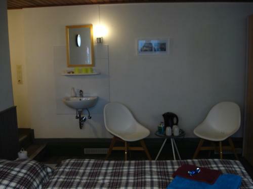 Hostal B&B All Seasons