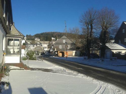Hostal B&B All Seasons