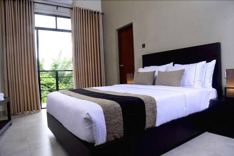 Hotel Pine Hill Residence