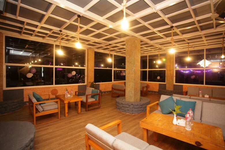 Hotel Oyo 605 Fantasy Garden