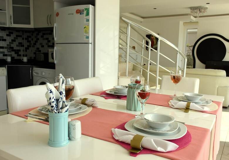 Tala Villa 16
