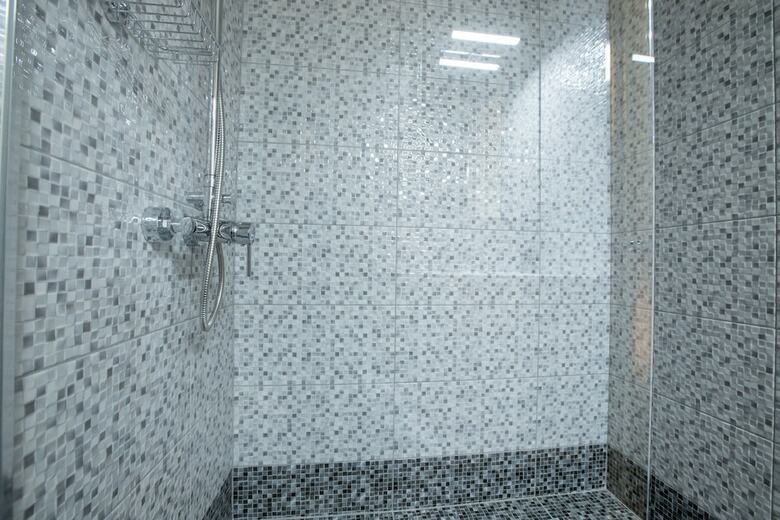 Luxurious 5 Bedroom-3 Bathroom Apartment 2- Athens