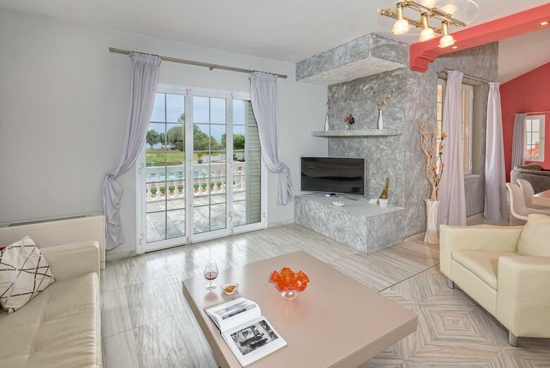 Grecian Villa Poseidon