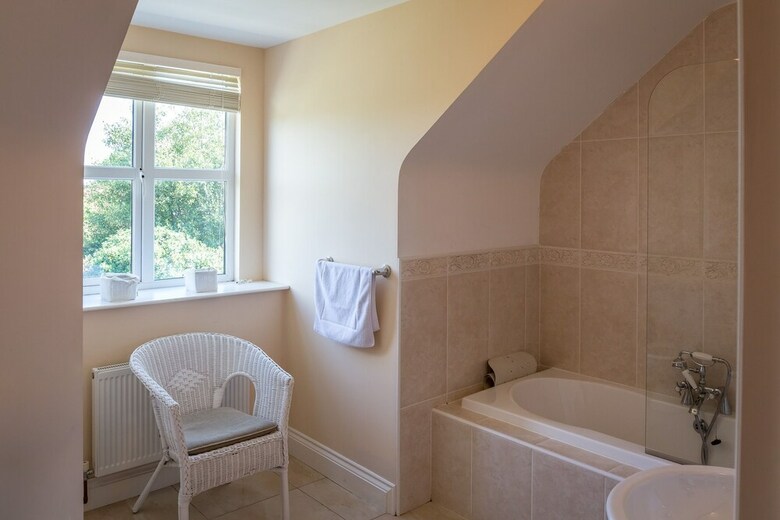 Ballinakill Lodge