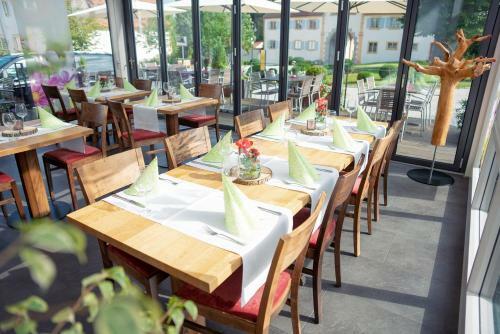 Hostal Gasthaus Und Pension Zur Linde