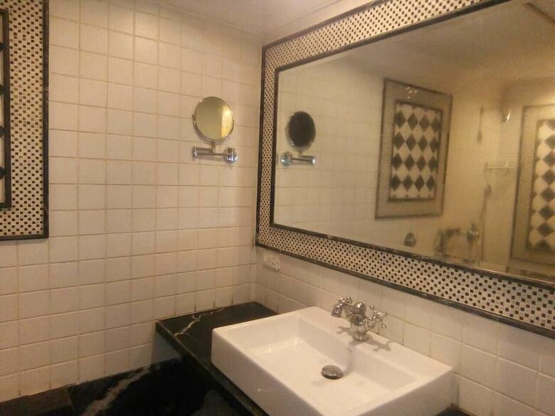 Hotel Shree Vallabh Vilas Lords Plaza