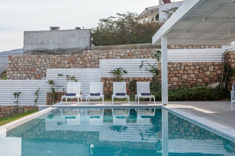 Villa Nissos