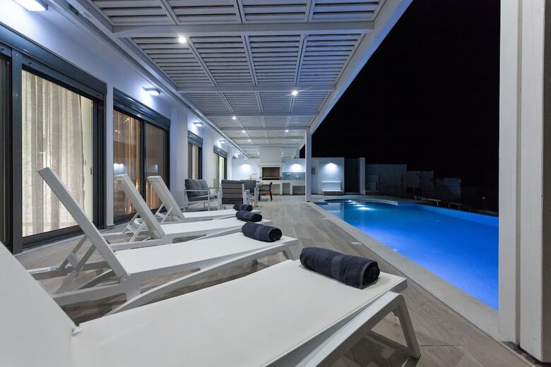 Villa Nissos