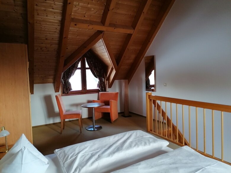 Hotel Gasthof Kreuz Am Escheck