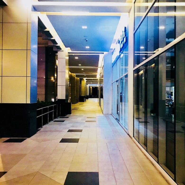 150 Newport By Homebeds - Airport