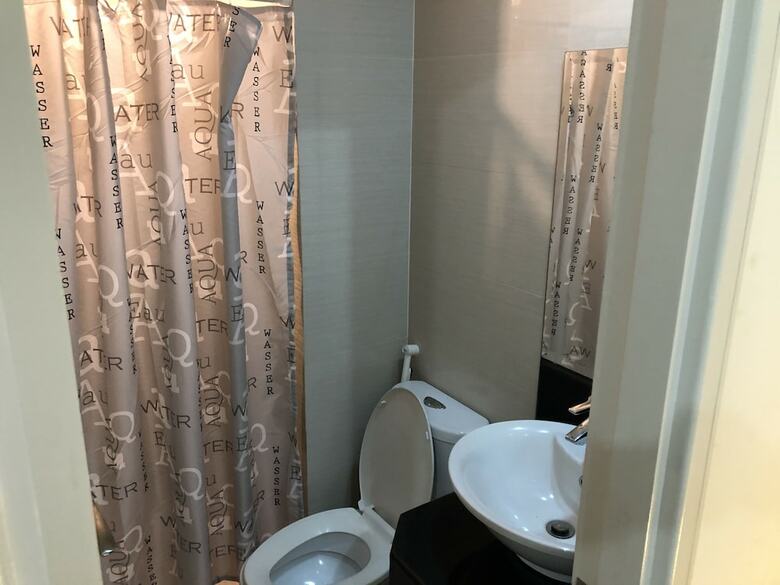 150 Newport By Homebeds - Airport