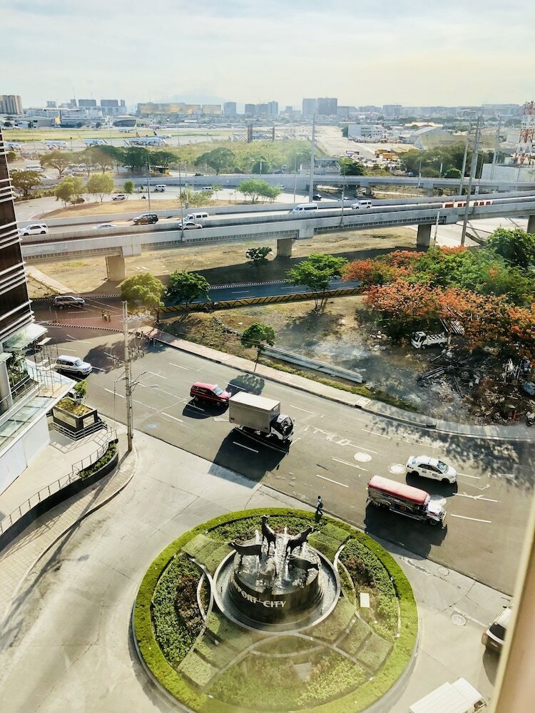 150 Newport By Homebeds - Airport