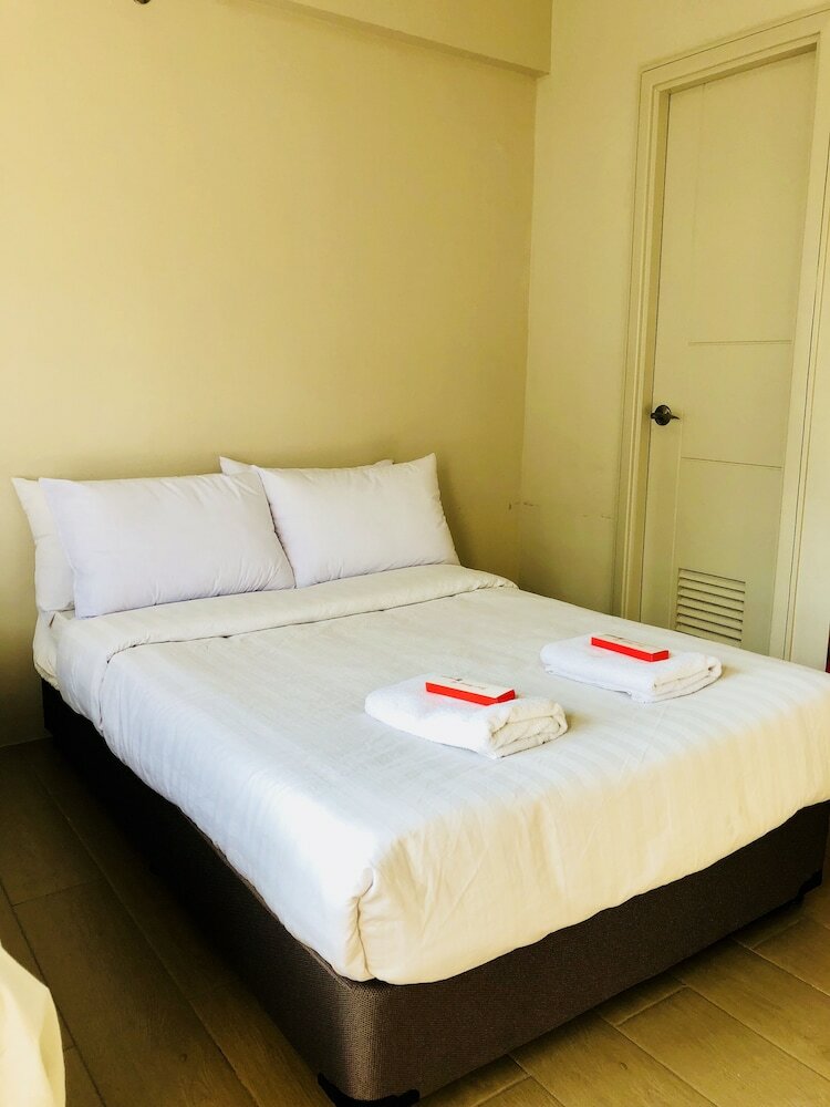 150 Newport By Homebeds - Airport
