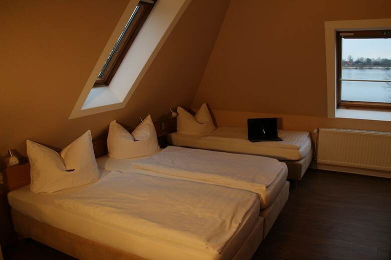 Hotel Achilleon III