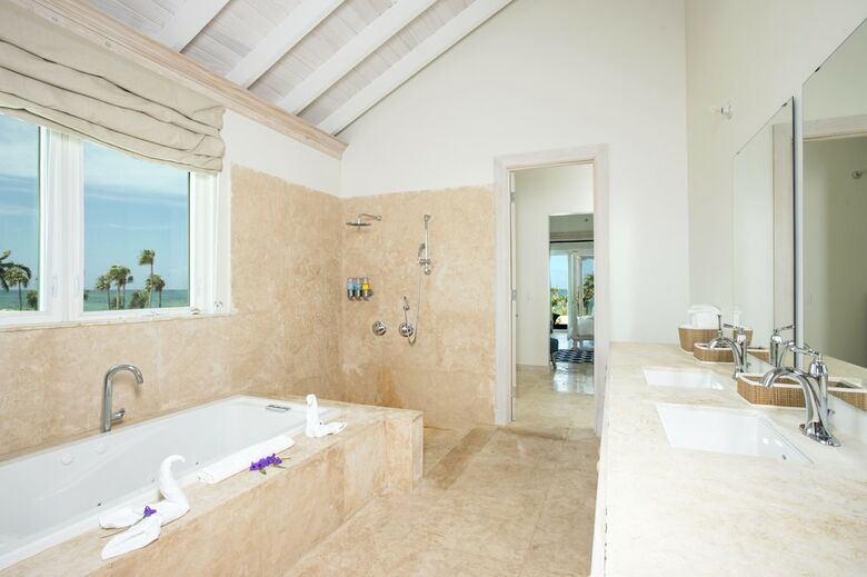 Villa Wild Orchid
