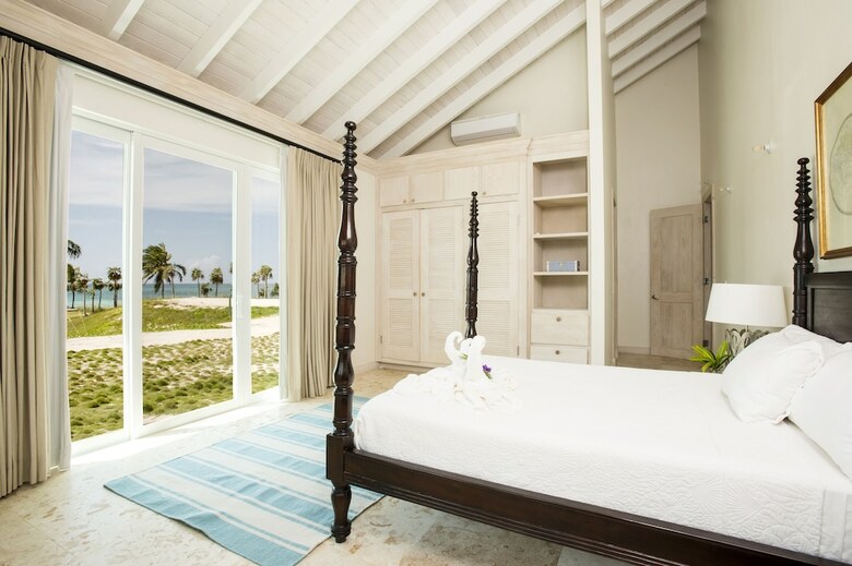 Villa Wild Orchid