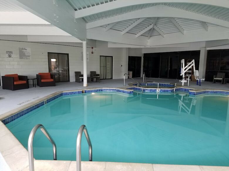 Radisson Hotel Detroit-farmington Hills