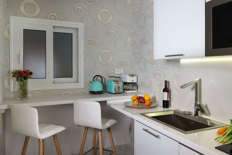 Apartamentos Acropolis Junior Suite