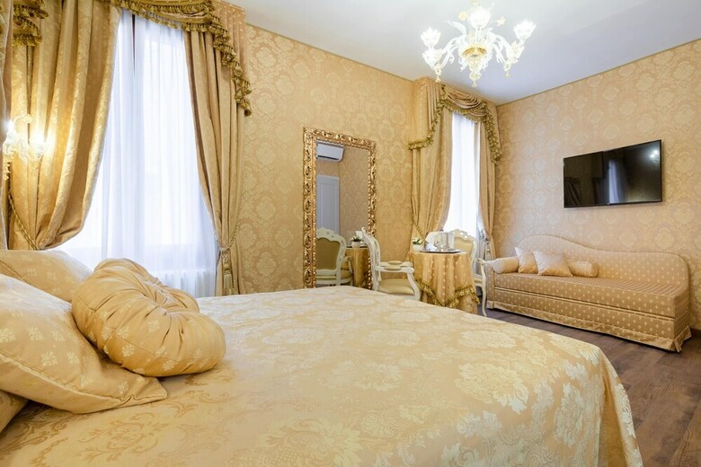 Hotel Canal View San Marco Luxury Rooms