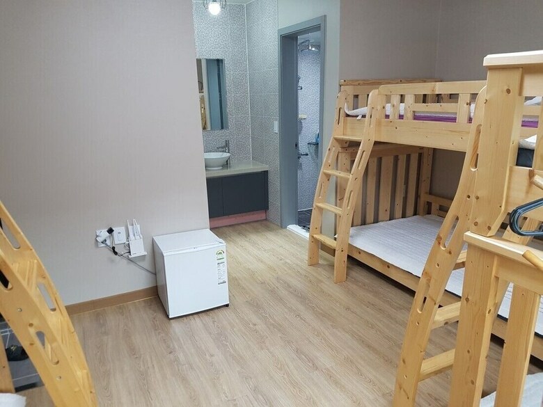 Hostal Dodam Guesthouse - Hostel