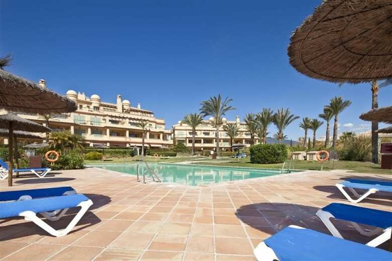 Apartment With Sea Views And Own Garden