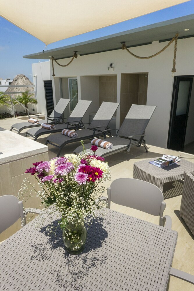 Tropic Playa Apartments By Homing Bird