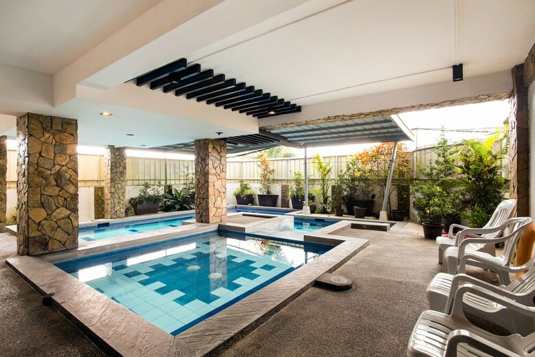 Oyo 394 Tagaytay Haven Hotel - Mendez