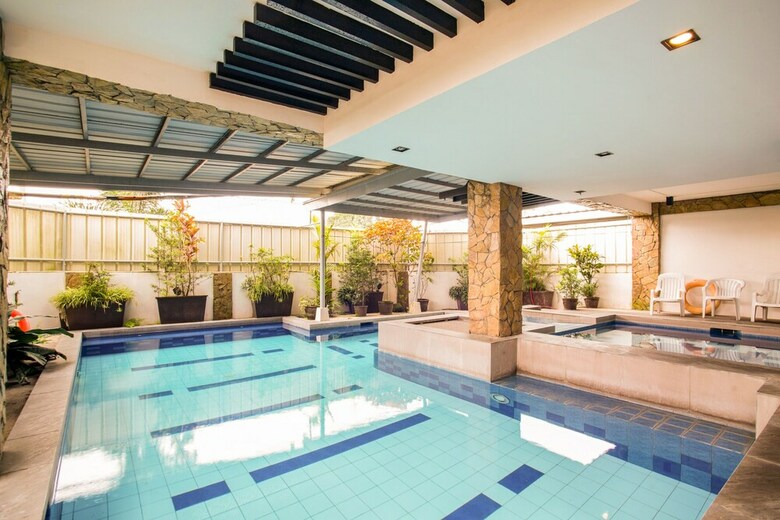 Oyo 394 Tagaytay Haven Hotel - Mendez