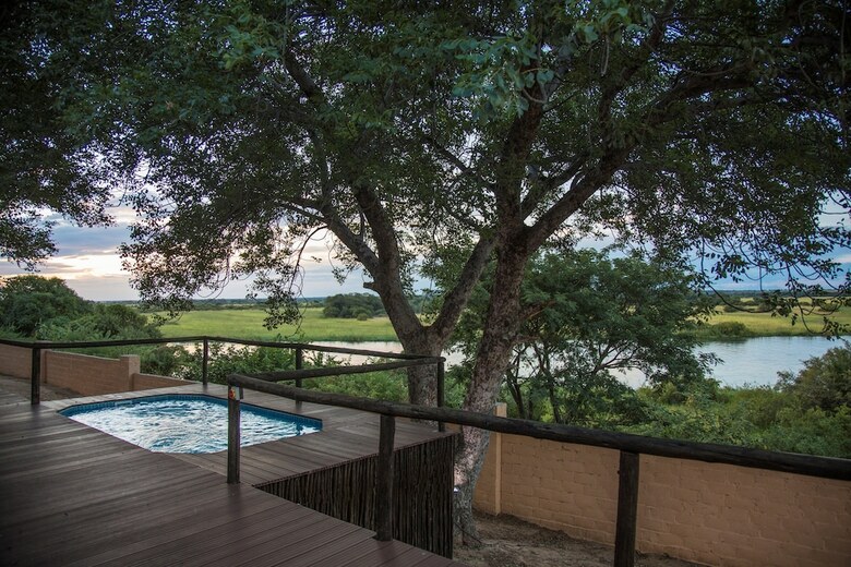 Posada Kayova River Lodge