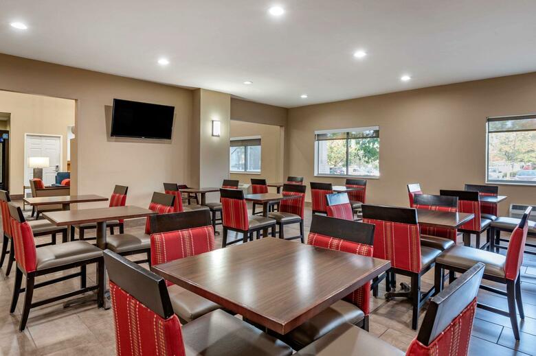 Hotel Comfort Suites Lexington